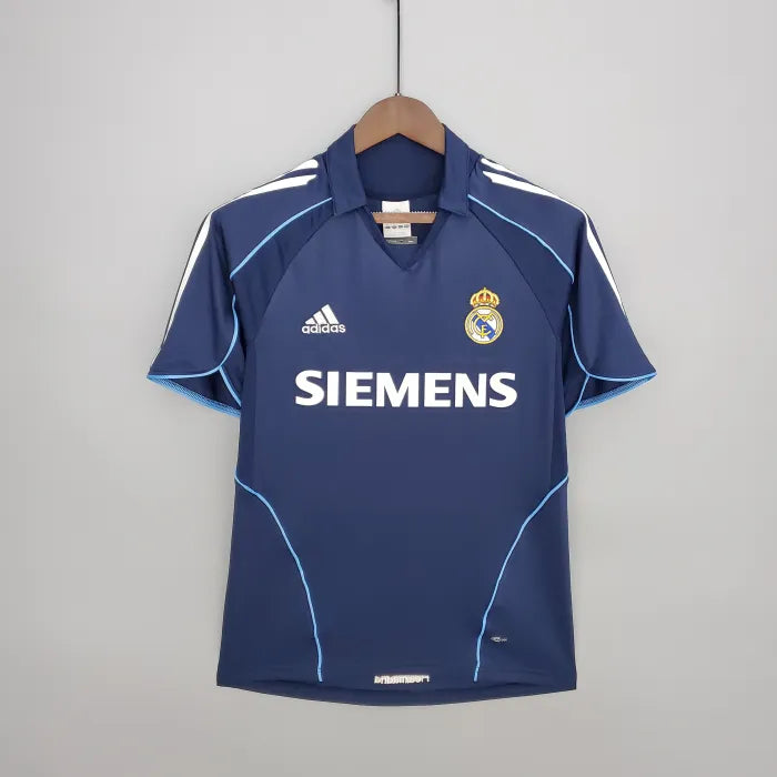 Real Madrid Away Retro Jersey 2005/2006