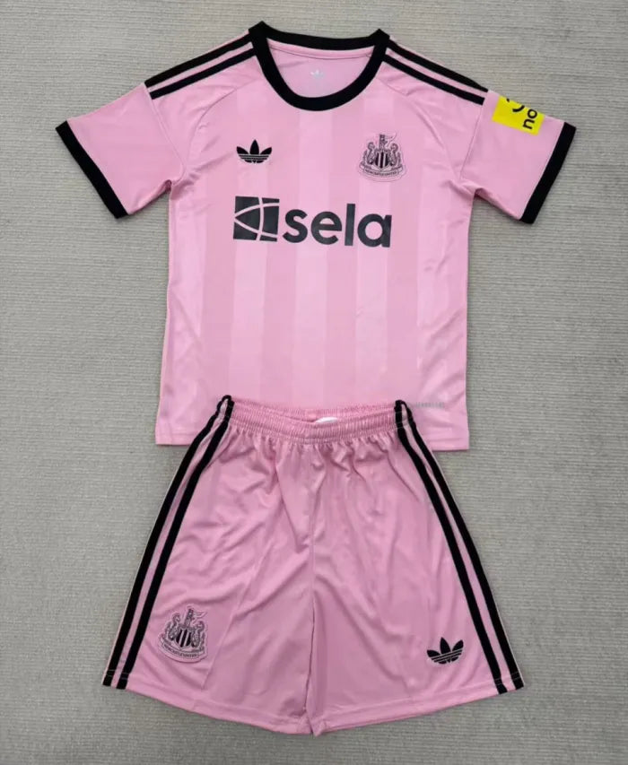 Newcastle United Goalkeeper Kids Suit 2025/2026