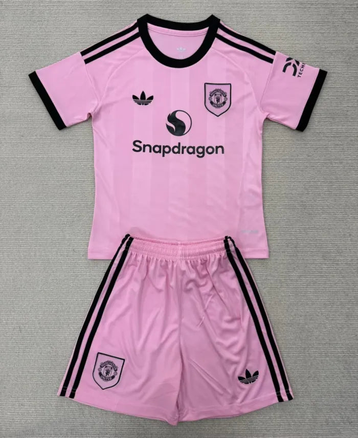 Manchester United Goalkeeper Pink Kids Suit 2025/2026