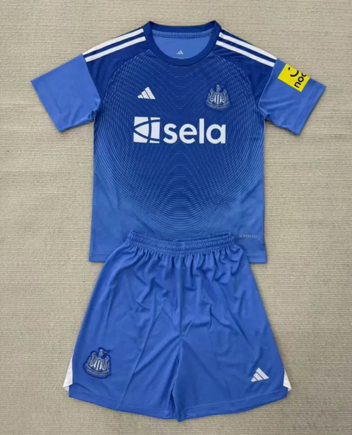 Newcastle United Goalkeeper Kids Suit 2025/2026